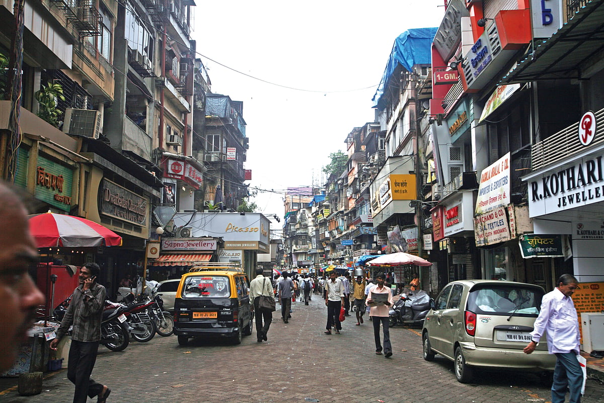 In Bhuleshwar, cessed buildings lose out to contemporary high-rises