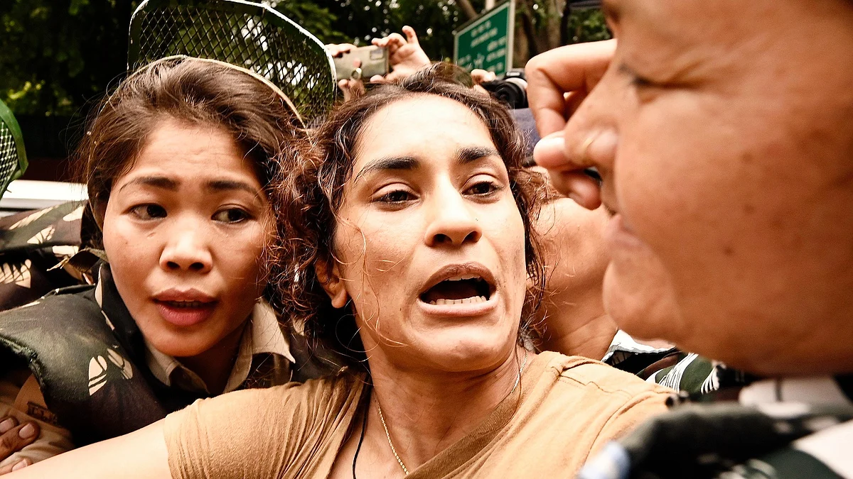 File photo of Vinesh Phogat being detained during the wrestlers' protest march in Delhi