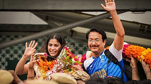 Manu Bhaker receives hero's welcome in India after historic Olympic achievement