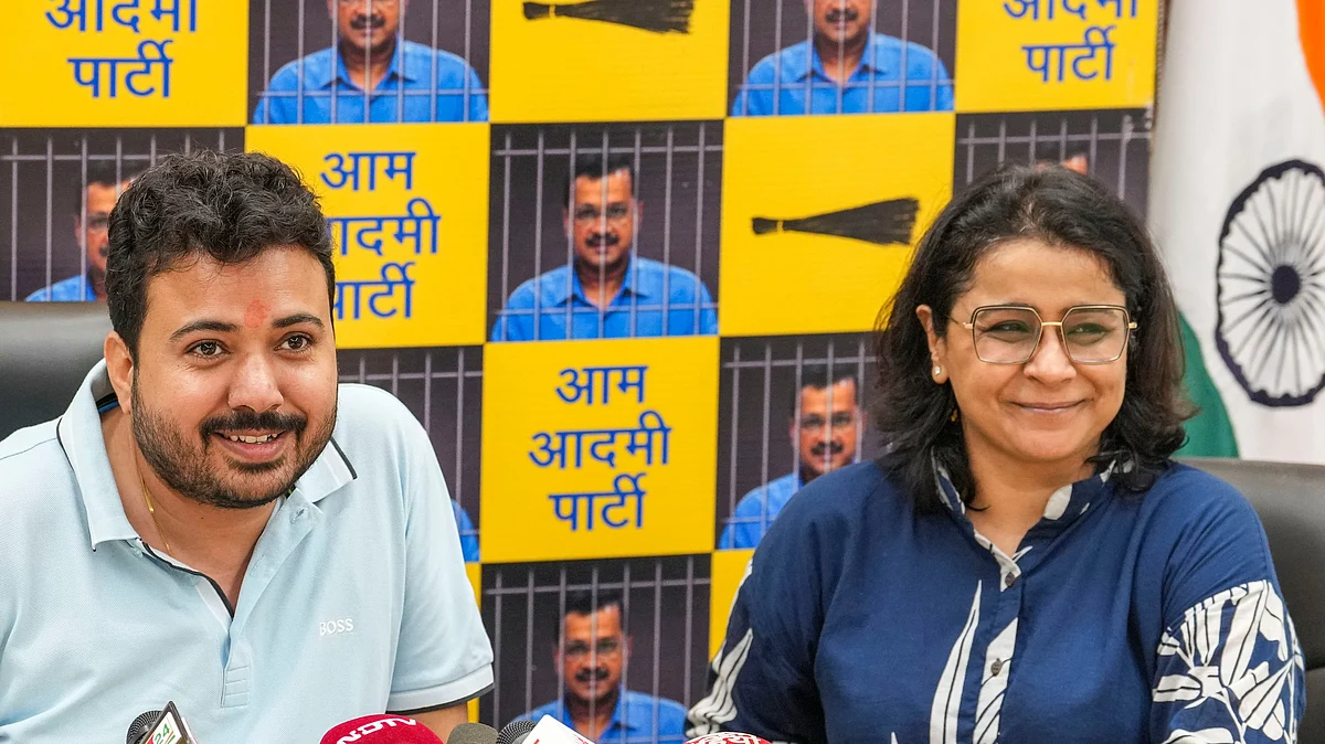 Priyanka Kakkar and Durgesh Pathak in New Delhi on 9 August (photo: PTI)