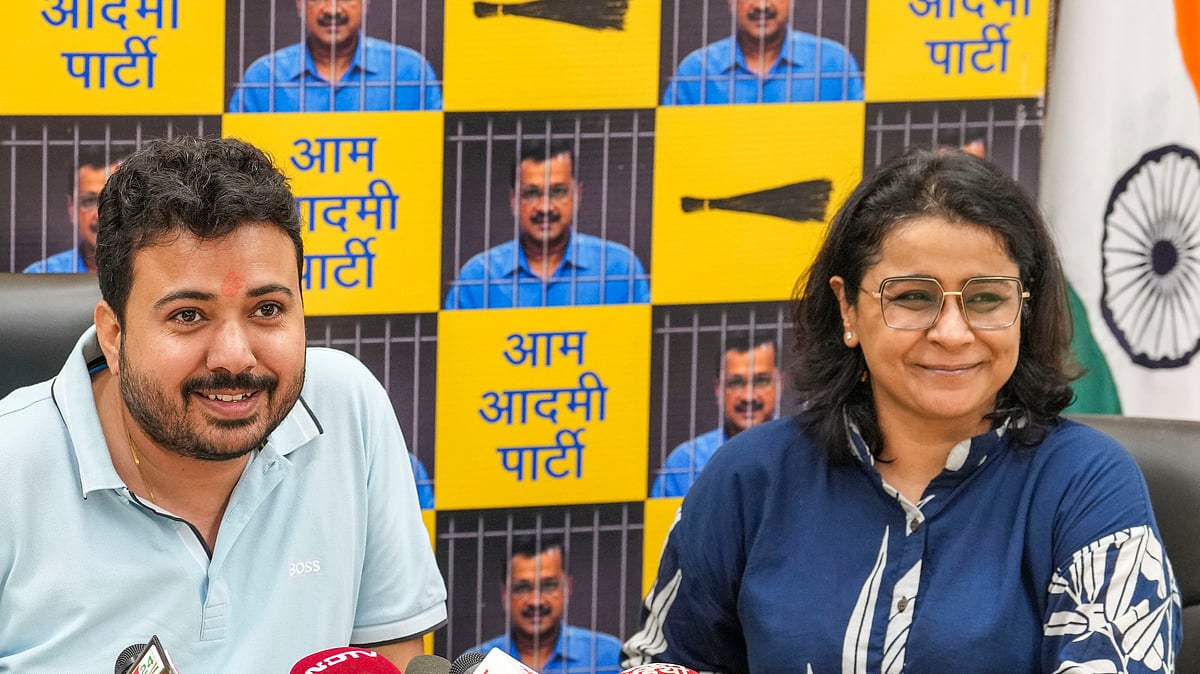 Priyanka Kakkar and Durgesh Pathak in New Delhi on 9 August (photo: PTI)