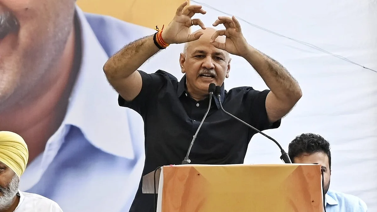 Manish Sisodia at the AAP meet in New Delhi (photo: Vipin/NH)