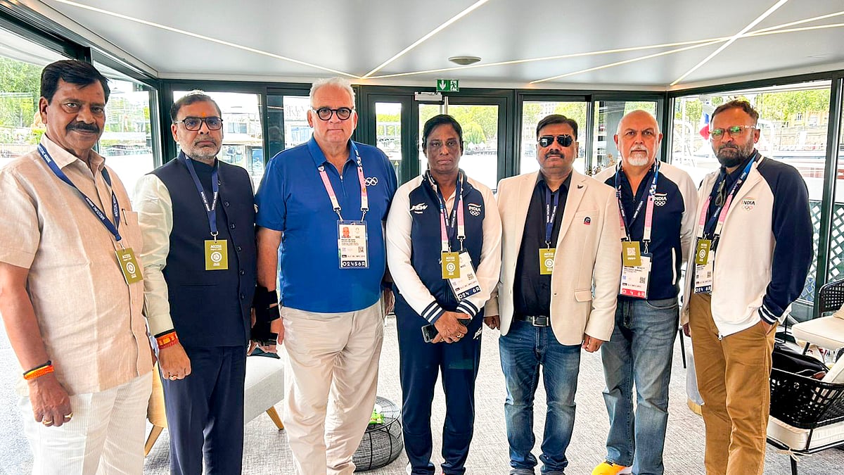 UWW, IOA and WFI officials during a meeting in Paris on 7 August (photo: PTI)
