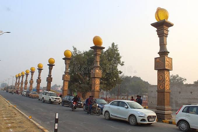 The street lights of Ayodhya by day