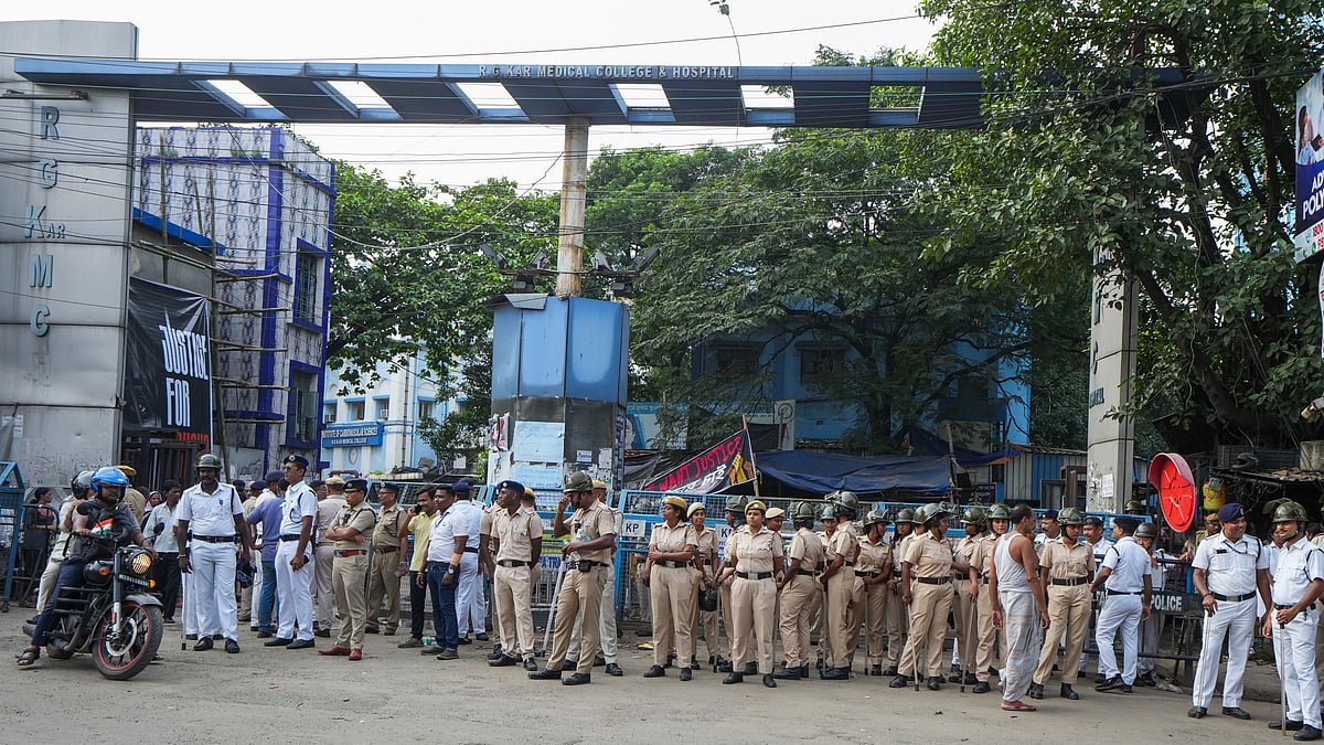 Kolkata doctor case: CBI grilling R.G. Kar ex-principal for the third day