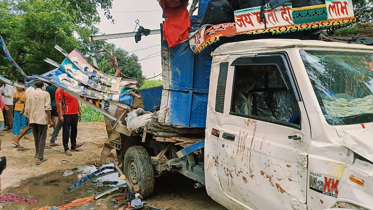 Locals said the pickup van was coming from Ghaziabad when it collided head-on with the bus (photo: PTI)