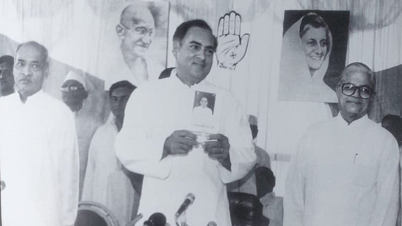 PV Narasimha Rao's (far left) govt was based on the manifesto. So were Manmohan Singh's economic reforms