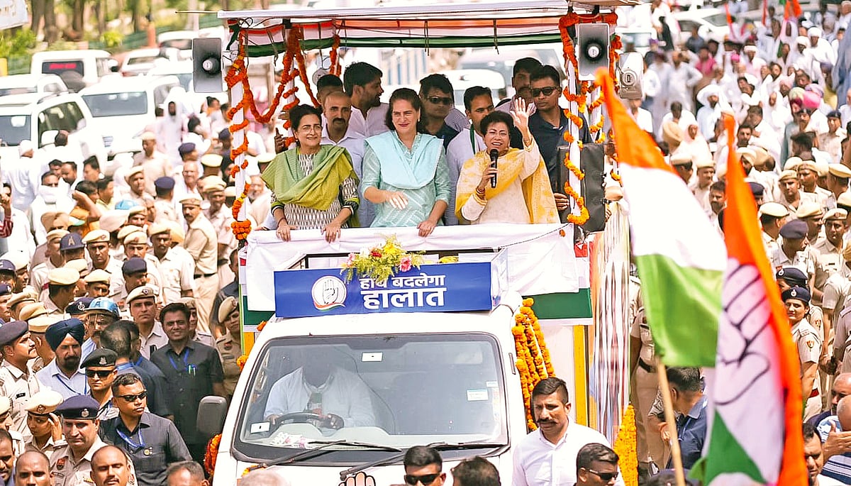 Priyanka Gandhi and Kumari Selja during a roadshow in Sirsa, May 2024