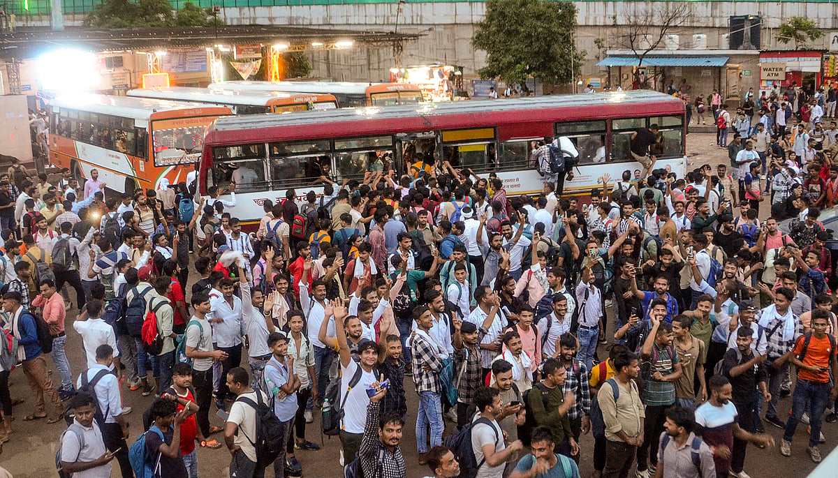 4.5 lakh candidates sit for UP police constable exam under tight security