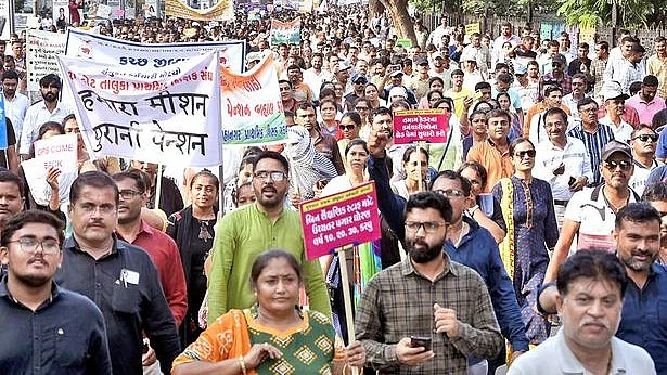 Govt employees demand restoration of the old pension scheme, Rajkot, Sept 2022