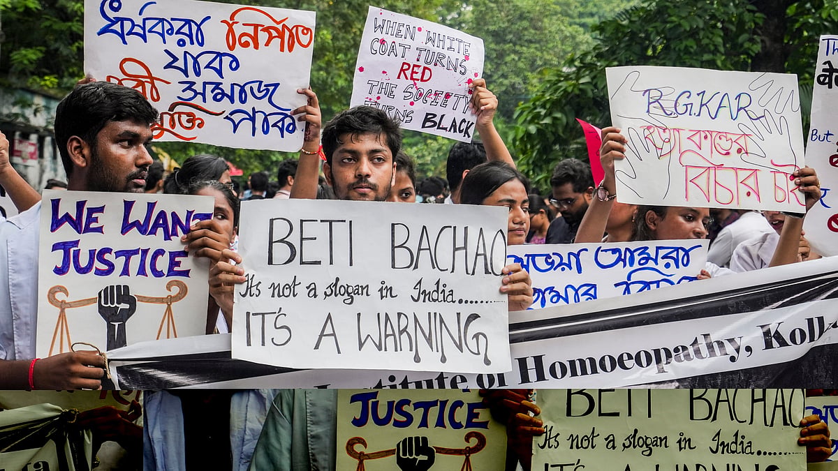Kolkata: Doctors stage a protest over the alleged sexual assault and murder of a trainee doctor
