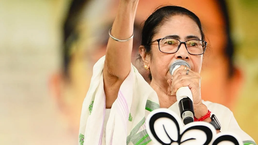 Mamata Banerjee addresses the TMCP rally (photo: @AITCofficial/X)
