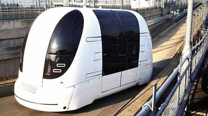 Maharashtra: Out of a pothole and into a pod taxi?