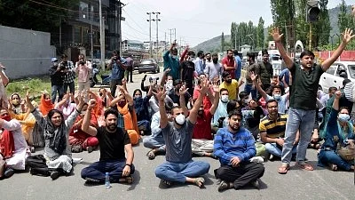Kashmiri Pandits demand security (photo: IANS)