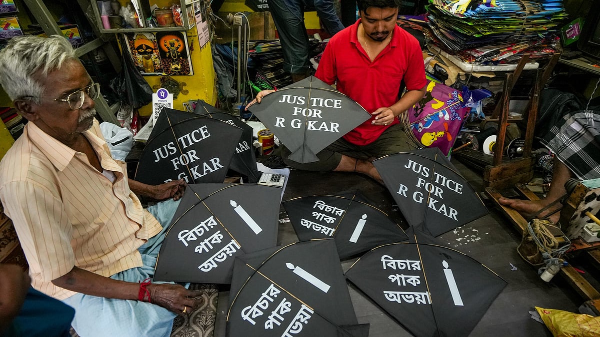 Vendors display kites that demand 'Justice for RG Kar' in Kolkata (photo: PTI)