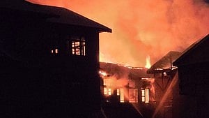 Bihar: 21 houses set on fire in Nawada, land dispute suspected