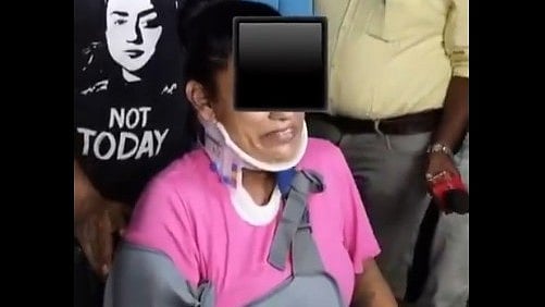 The victim interacts with the media (photo: Social media)