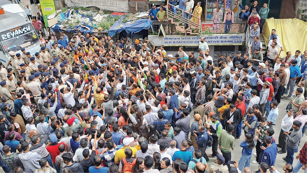 Hindutva activists protest in Shimla against an "illegal" portion of a mosque in Sanjauli