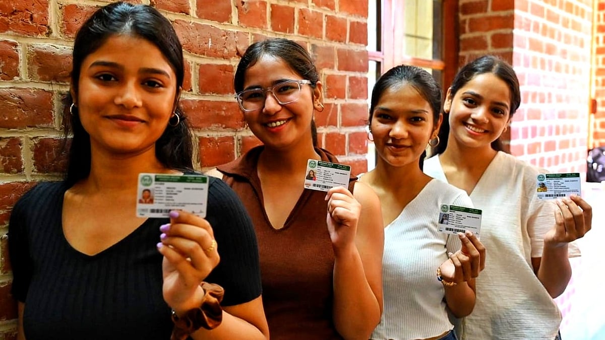 DU student elections: NSUI, ABVP trade charges as first round of voting ends
