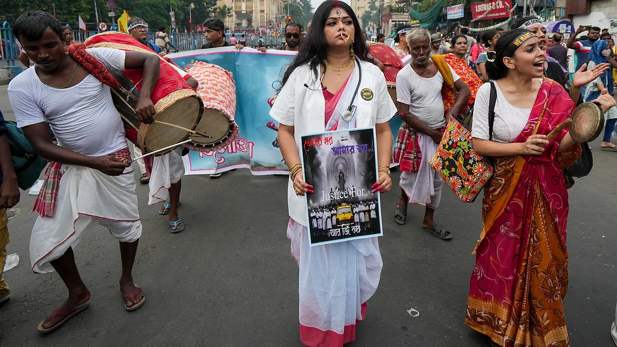 Junior doctors participate in a mega rally in Kolkata on 2 October (photo: PTI)