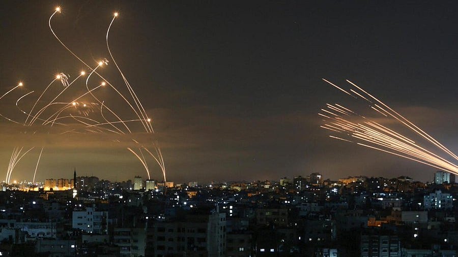 The Islamic Republic launches its largest ever assault on Israel on 1 October (photo: @viraltweet___X)