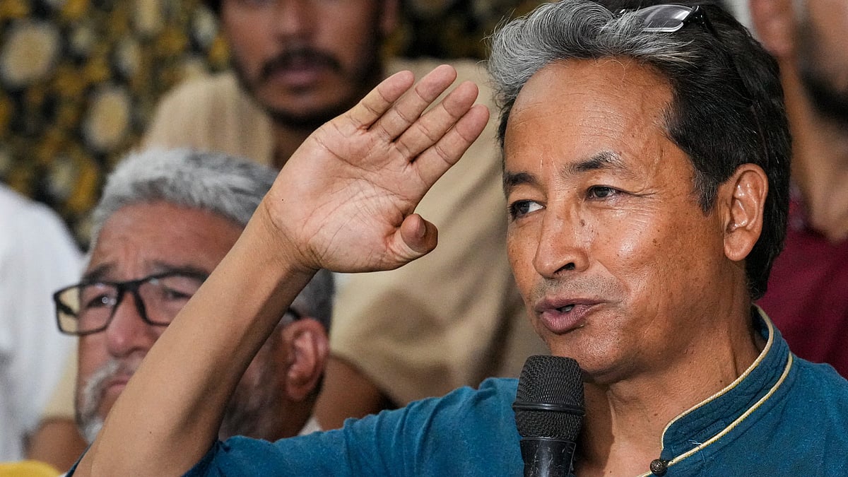 AIKS leaders extend solidarity to Sonam Wangchuk, supporters