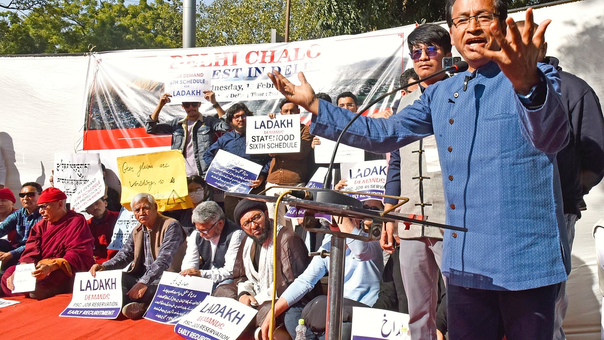 Sonam Wangchuk and other Ladakhis protest at Jantar Mantar in 2023