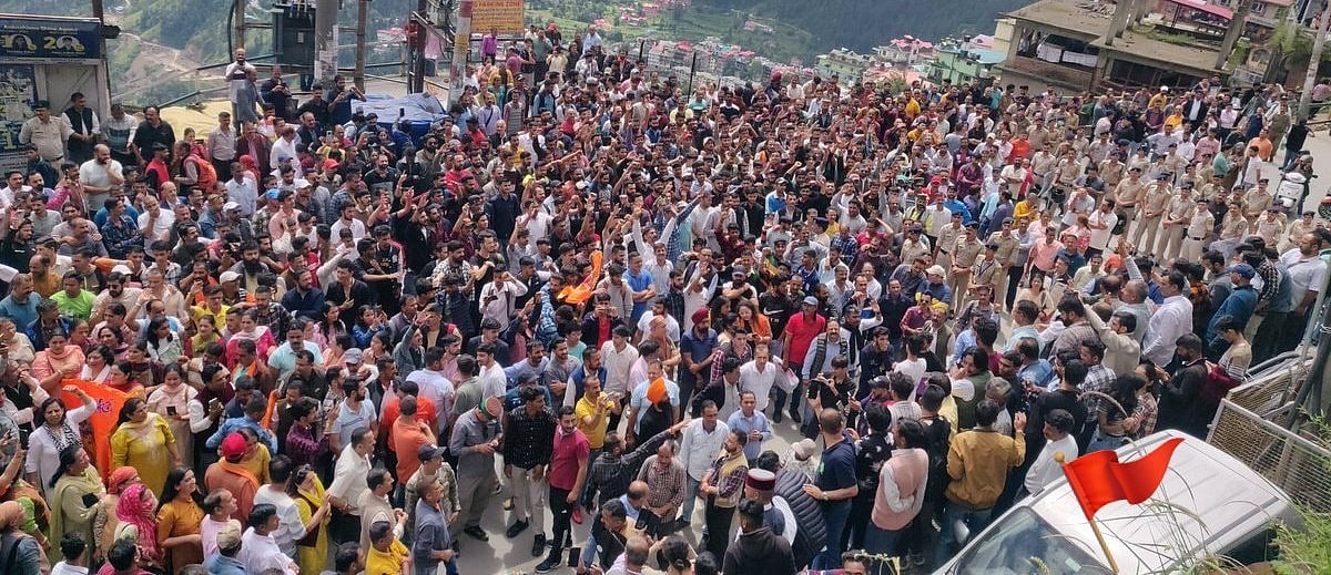 Hindu groups protest over the alleged unauthorised expansion of the Sanjauli mosque