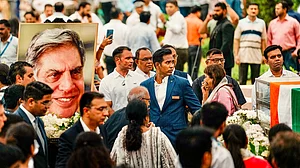 Youth, students flock to NCPA to pay homage to 'role model' Ratan Tata