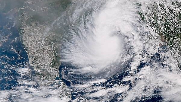 A satellite image of Cyclone Dana (photo: @OdishaWeather7/X)