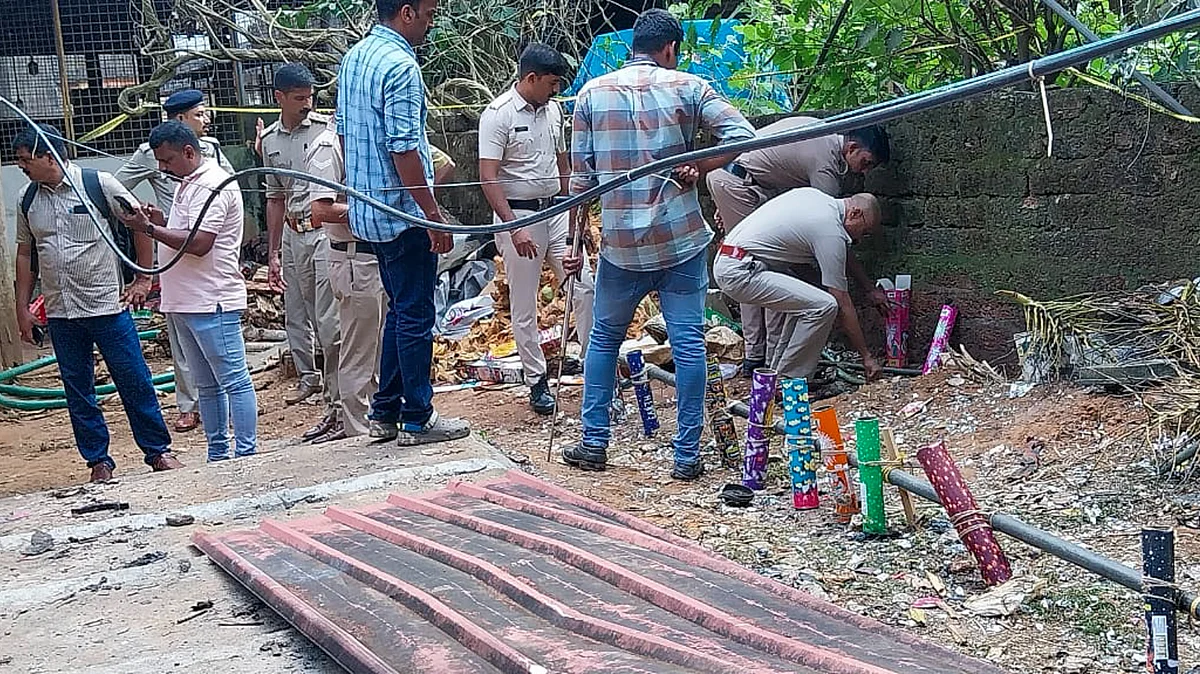 Investigation on at the Neeleswaram temple, site of the fireworks accident that injured 154