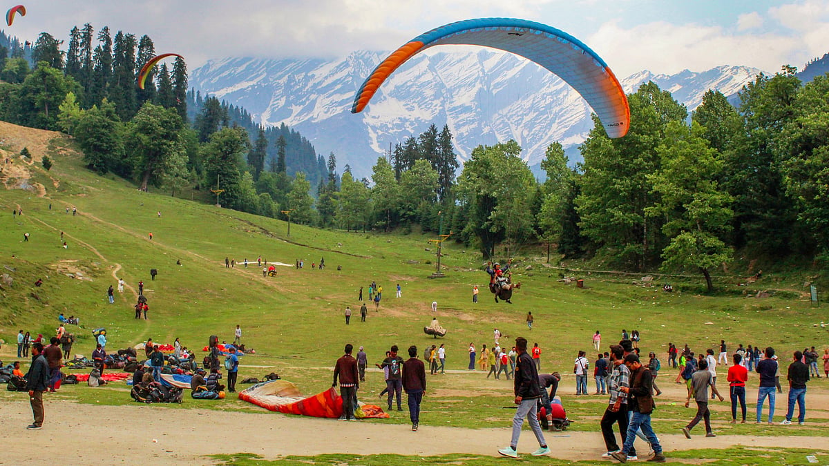 Safety aspects back in focus as Belgian paraglider dies in Himachal's Bir-Billing