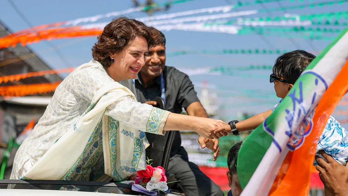 Priyanka Gandhi during a roadshow in Mananthavady, Kerala, 10 Nov. 2024 