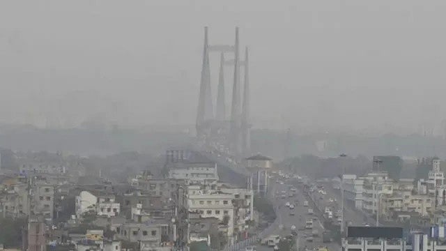 Air quality in Kolkata dips to ‘very unhealthy’ category