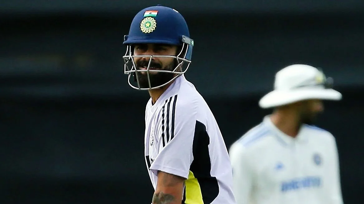 Kohli at the practice game (photo: @RcbianOfficial/X)