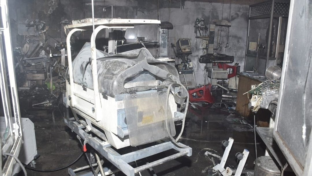10 children dead, 16 battle for life after fire at Jhansi medical college