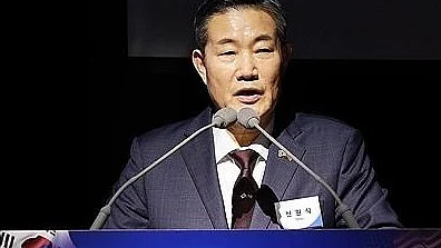 North Korea's NSA Shin Won-sik says Russia giving it air defence in exchange for troops in Ukraine