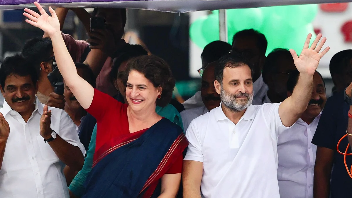 Priyanka and Rahul Gandhi with K.C. Venugopal in Wayanad (file photo)