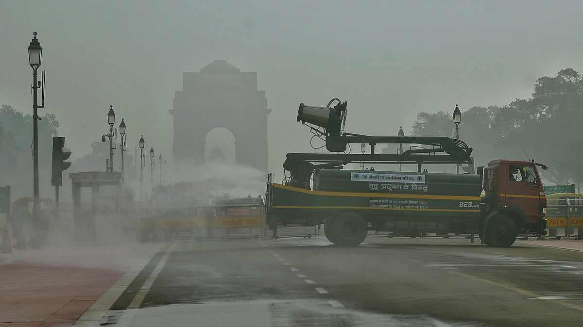 Ozone levels breaching limits in Delhi: NGT issues notice to Centre