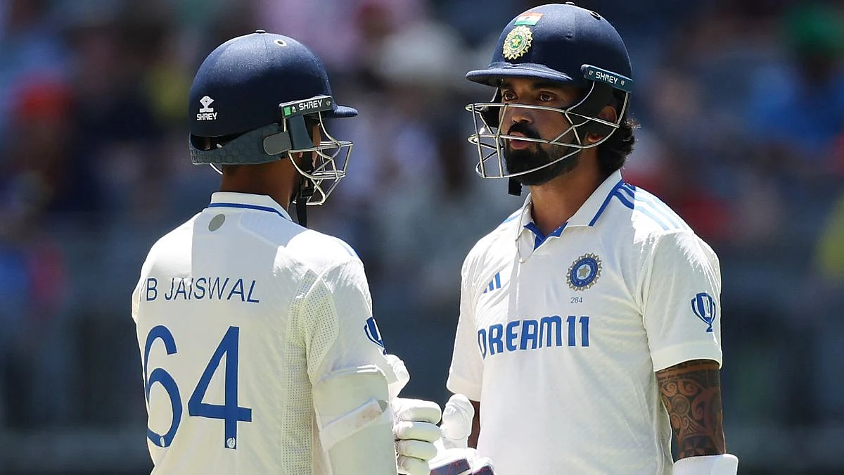 What a start: Yashasvi (left) and KL Rahul during their partnership