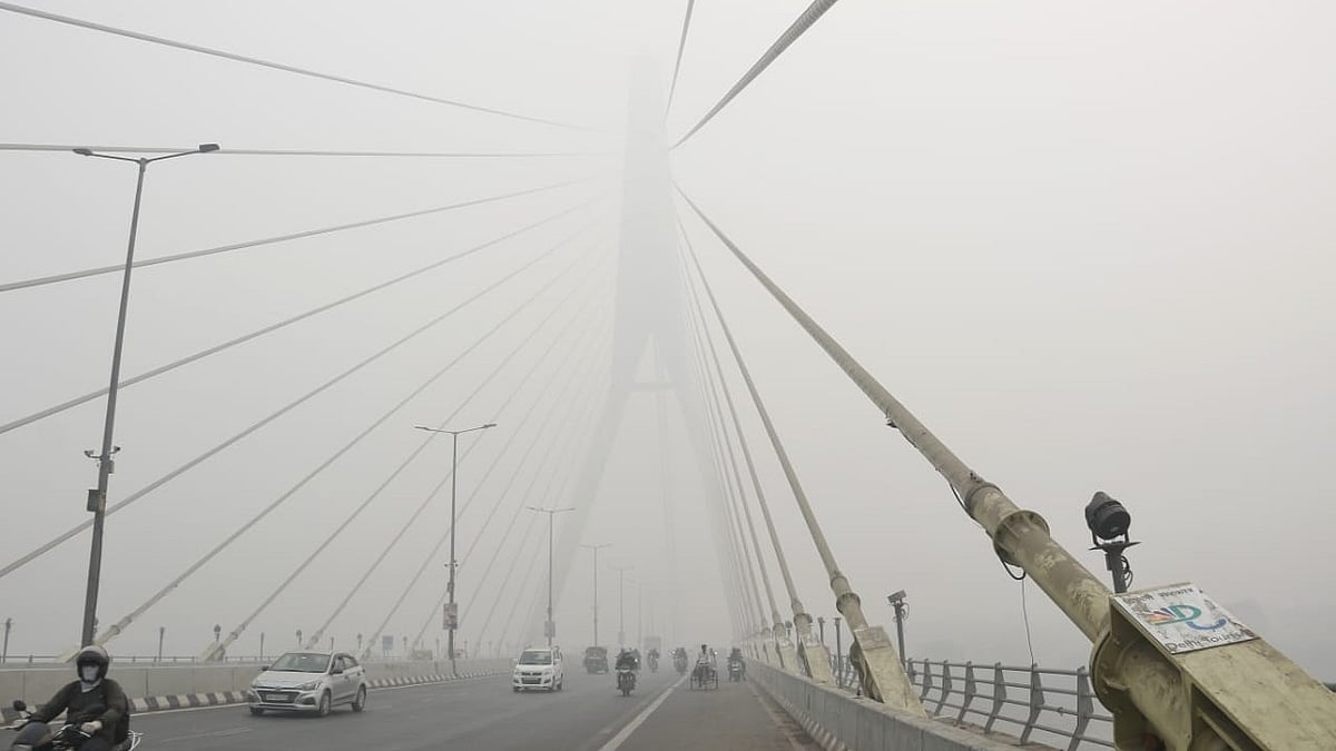 The AQI in Delhi-NCR's various cities remains high (photo: Vipin/NH)