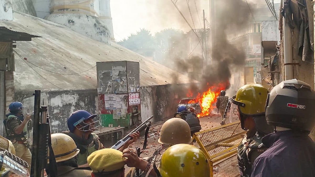 UP: Protest over Sambhal mosque survey turns violent; 3 killed, 20 cops among injured