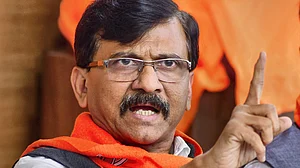 Sanjay Raut questions hotel move of corporators after tight BMC verdict