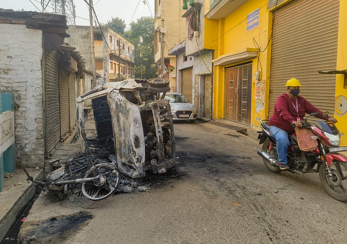 Opposition leaders blame BJP, its 'politics of hatred' for Sambhal violence