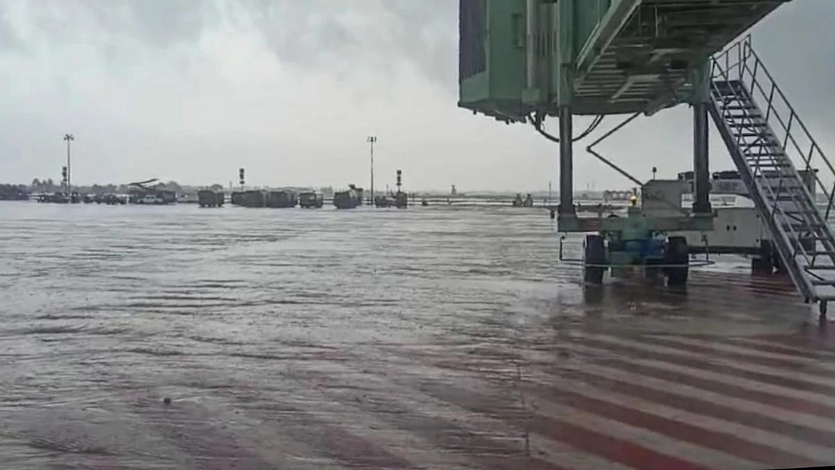 A flooded area of the Chennai airport (Photo: PTI)