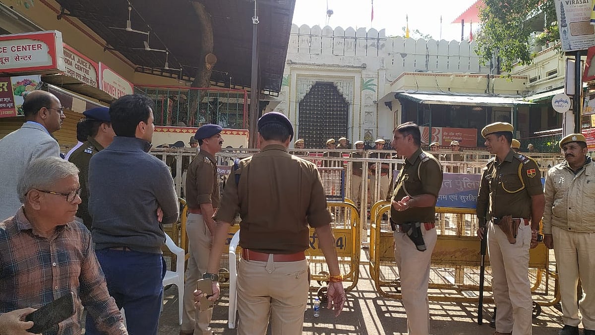 Outside the City Palace of Udaipur (Photos: Vishvraj Singh)