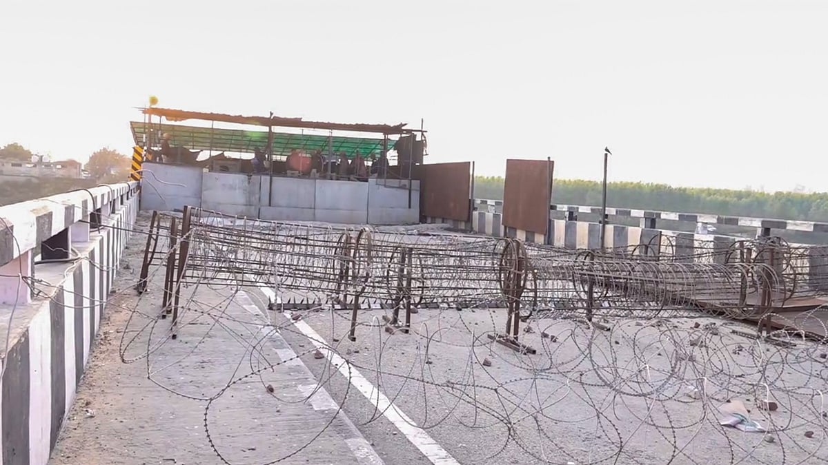 Barricades at Haryana Border (photo: PTI)