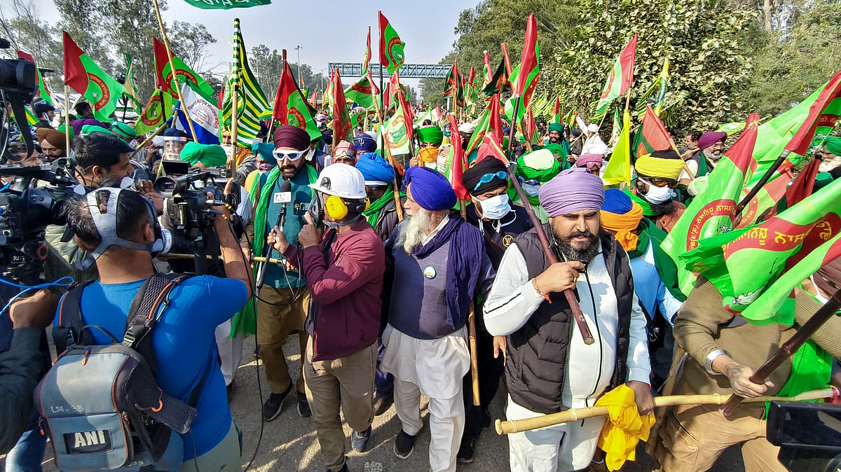Media asked to maintain safe distance amid farmers’ Delhi Chalo march