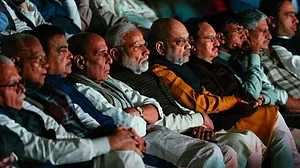 PM Narendra Modi (centre) with BJP the leadership (photo: @TARUNspeakss/X)