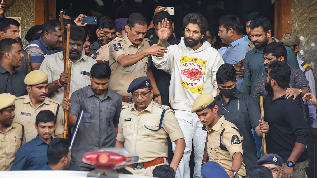 File photo of Allu Arjun leaving hospital after a medical check-up following 